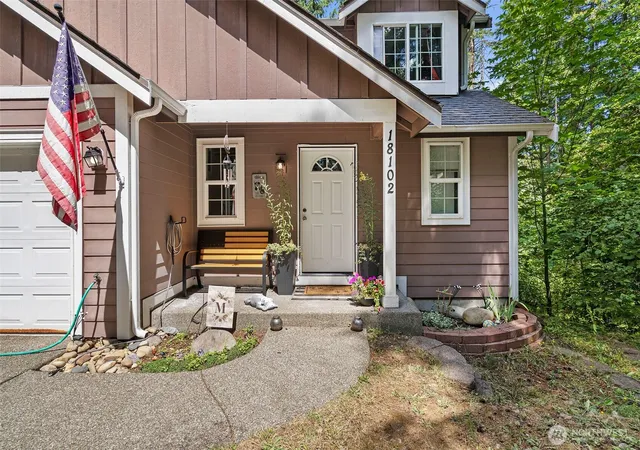 Photo 3 of Single family home for sale at 18102 Big Fir Ct SE, Yelm, WA 98597 | MLS# NWM2562676 | Listing updated on 2026-09-23