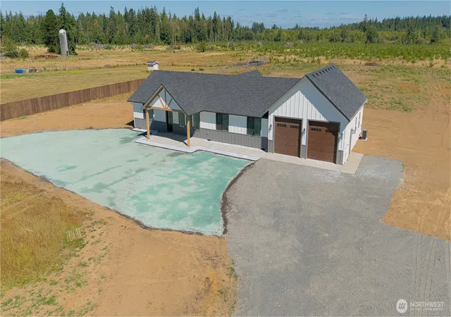 Photo 2 of Sale Pending at 457 Antrim Rd, Winlock, WA 98596 | MLS# NWM2562701 | Listing updated on 2026-09-25
