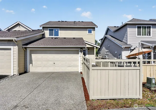 Photo 2 of Single family home for sale at 6514 Oklahoma St Se, Lacey, WA 98513 | MLS# NWM2562709 | Listing updated on 2026-09-22
