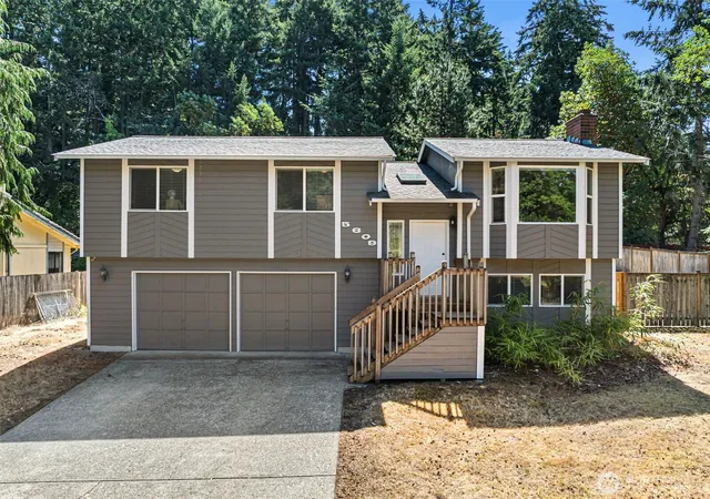Photo 3 of Sale Pending at 5609 41st Avenue E, Tacoma, WA 98443 | MLS# NWM2562728 | Listing updated on 2026-09-25