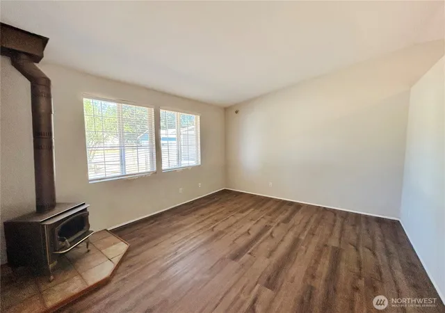 Photo 4 of Single family home for sale at 25322 39th Avenue E, Spanaway, WA 98387 | MLS# NWM2562737 | Listing updated on 2026-10-01