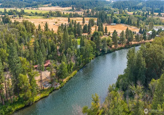 Photo 2 of Single family home for sale at 971 Mcdonald Rd, Cle Elum, WA 98922 | MLS# NWM2562739 | Listing updated on 2026-09-23