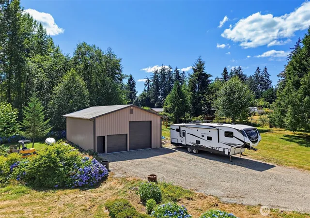 Photo 1 of Single family home for sale at 18625 Se 213th Street, Renton, WA 98058 | MLS# NWM2562747 | Listing updated on 2026-09-25