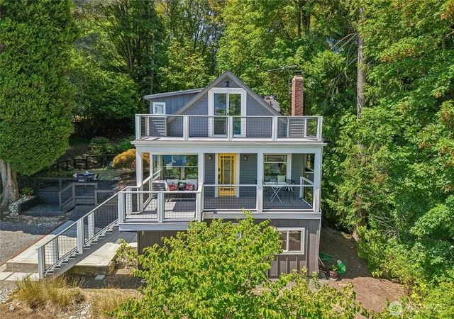 Photo 2 of Sale Pending at 3736 Ne 153rd Street, Lake Forest Park, WA 98155 | MLS# NWM2562748 | Listing updated on 2026-09-25