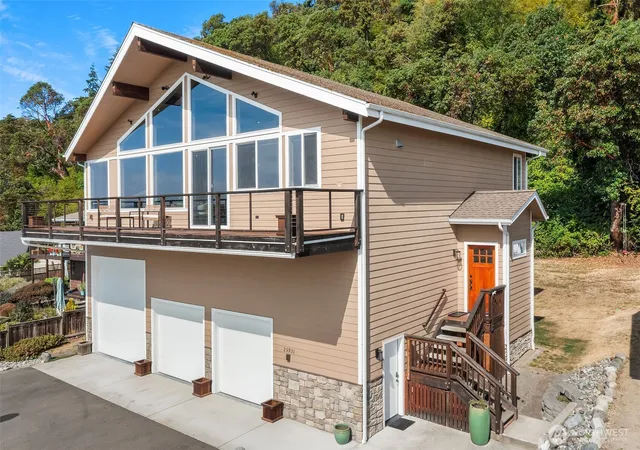 Photo 2 of Single family home for sale at 25931 75th Avenue Sw, Vashon, WA 98070 | MLS# NWM2562750 | Listing updated on 2026-09-23