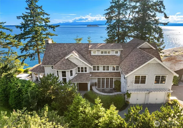 Photo 2 of Single family home for sale at 5608 Tara Dr, Freeland, WA 98249 | MLS# NWM2562757 | Listing updated on 2026-09-23