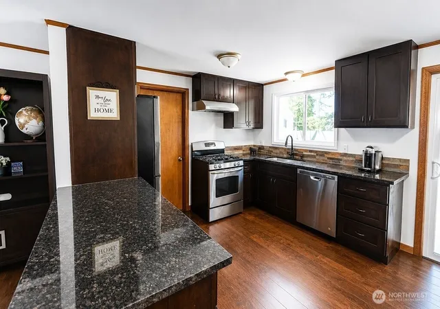 Photo 4 of Single family home for sale at 2465 24th Street SE, Auburn, WA 98002 | MLS# NWM2562773 | Listing updated on 2026-09-23