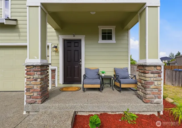 Photo 2 of Single family home for sale at 19028 111th Avenue Ct E, Puyallup, WA 98374 | MLS# NWM2562787 | Listing updated on 2026-09-23