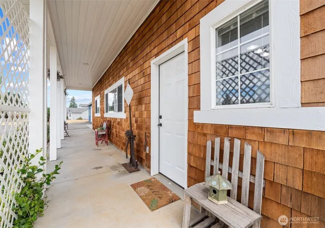 Photo 3 of Single family home for sale at 120 Kakela Rd, Winlock, WA 98596 | MLS# NWM2562800 | Listing updated on 2026-09-25