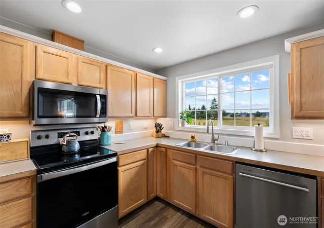 Photo 3 of Single family home for sale at 120 Kakela Rd, Winlock, WA 98596 | MLS# NWM2562800 | Listing updated on 2026-09-25