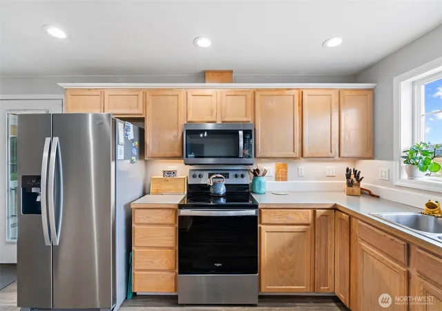 Photo 4 of Single family home for sale at 120 Kakela Rd, Winlock, WA 98596 | MLS# NWM2562800 | Listing updated on 2026-09-25