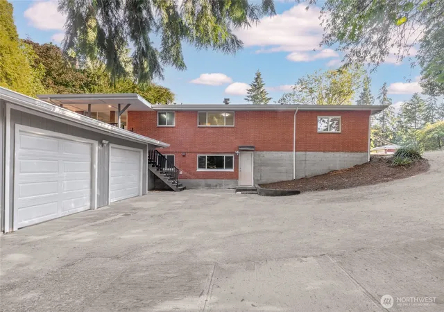 Photo 3 of Single family home for sale at 22212 105th Avenue Se, Kent, WA 98031 | MLS# NWM2562817 | Listing updated on 2026-09-30