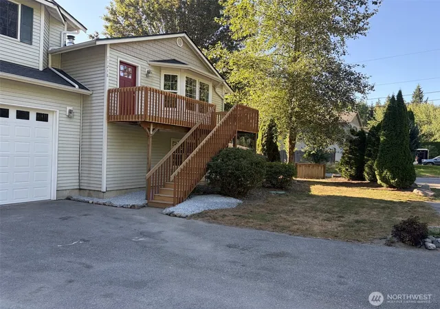 Photo 3 of Sale Pending at 11218 192nd Drive Ne, Arlington, WA 98223 | MLS# NWM2562823 | Listing updated on 2026-09-12