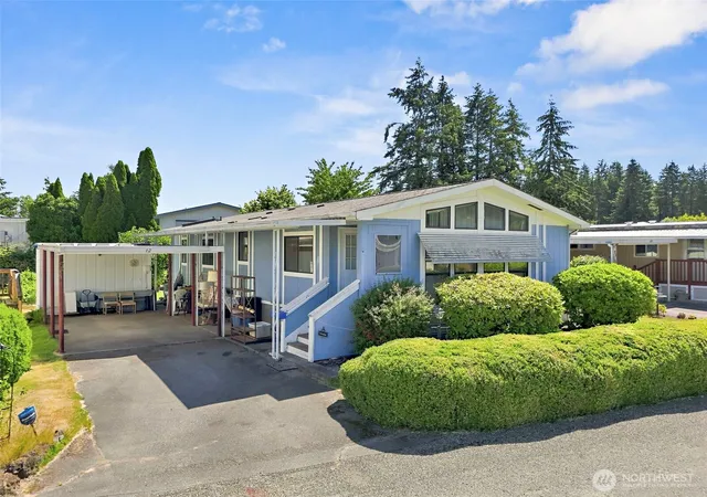 Photo 2 of Manufactured home for sale at 3702 Hunt St Nw #12, Gig Harbor, WA 98335 | MLS# NWM2562824 | Listing updated on 2026-09-24