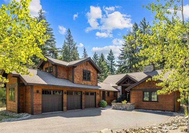 Photo 1 of Single family home for sale at 60 Little Eureka Ln, Cle Elum, WA 98922 | MLS# NWM2562829 | Listing updated on 2026-10-02