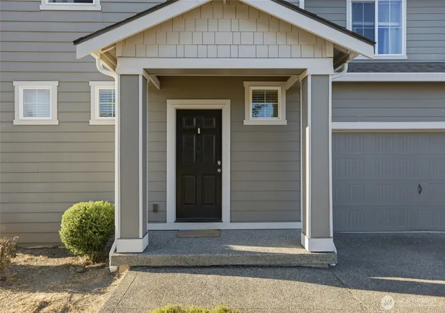 Photo 3 of Single family home for sale at 7317 Desperado Dr SE, Tumwater, WA 98501 | MLS# NWM2562840 | Listing updated on 2026-09-23