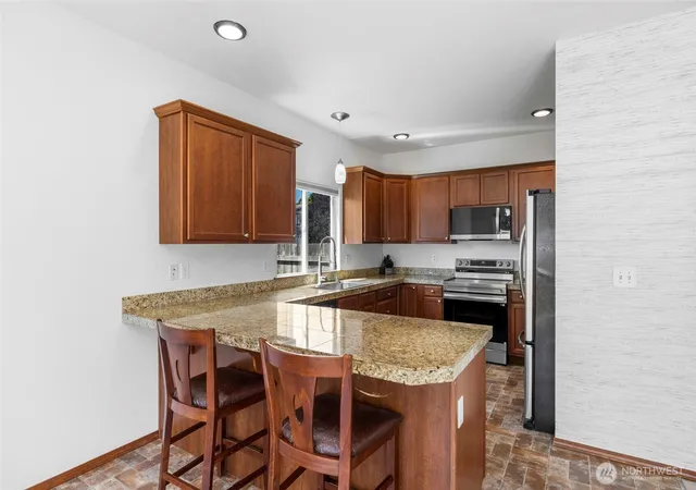 Photo 3 of Single family home for sale at 1810 Tundra Loop, Mount Vernon, WA 98273 | MLS# NWM2562858 | Listing updated on 2026-09-23
