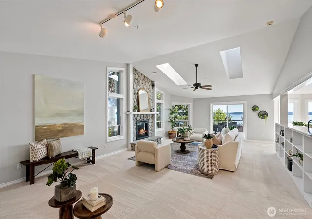 Photo 4 of Single family home for sale at 182 Bow Rd, Fox Island, WA 98333 | MLS# NWM2562869 | Listing updated on 2026-09-29