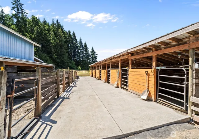 Single family home for sale at 134 Macomber Rd, Chehalis, WA 98532 | MLS# NWM2562875