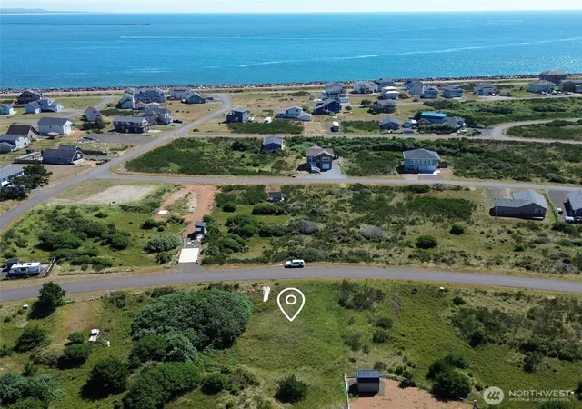 Photo 3 of Single family home for sale at 438 S Portal Loop SW, Ocean Shores, WA 98569 | MLS# NWM2562888 | Listing updated on 2026-09-23