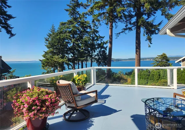 Photo 1 of Single family home for sale at 2426 Eastpoint Dr, Langley, WA 98260 | MLS# NWM2562905 | Listing updated on 2026-10-01
