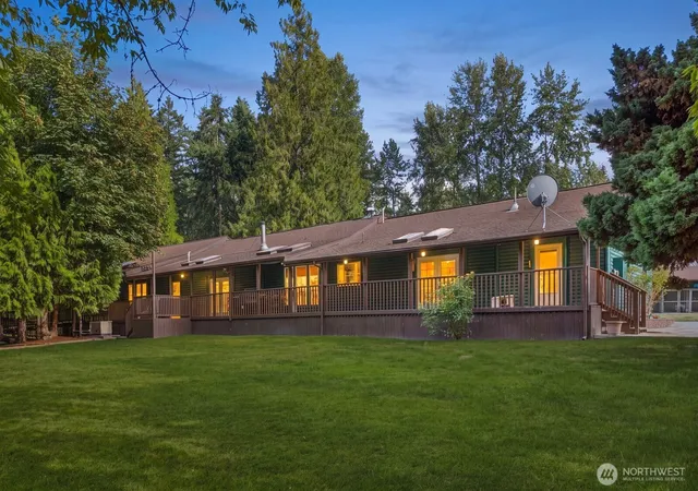 Photo 1 of Single family home for sale at 32113 98th Avenue E, Eatonville, WA 98328 | MLS# NWM2562948 | Listing updated on 2026-10-01