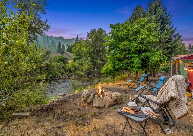 Photo 3 of Single family home for sale at 8811 Entiat River Rd, Entiat, WA 98822 | MLS# NWM2562969 | Listing updated on 2026-09-25