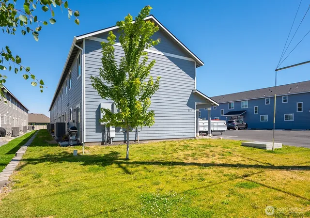 Photo 3 of Multi family home for sale at 713 3Rd Ave Ne, Ephrata, WA 98823 | MLS# NWM2562997 | Listing updated on 2026-09-23