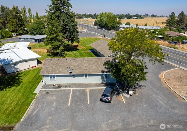Photo 28 of Multi family home for sale at 4413 Circle Pl, Moses Lake, WA 98837 | MLS# NWM2563000 | Listing updated on 2026-09-23