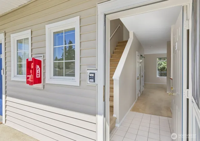 Photo 3 of Condo for sale at 5400 Harbour Pointe Blvd #E202, Mukilteo, WA 98275 | MLS# NWM2563006 | Listing updated on 2026-09-25