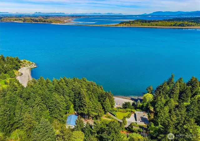 Photo 2 of Single family home for sale at 1442 Seacrest Dr, Lummi Island, WA 98262 | MLS# NWM2563020 | Listing updated on 2026-09-23