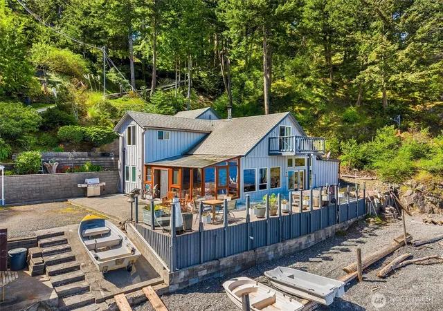 Photo 3 of Single family home for sale at 1442 Seacrest Dr, Lummi Island, WA 98262 | MLS# NWM2563020 | Listing updated on 2026-09-23