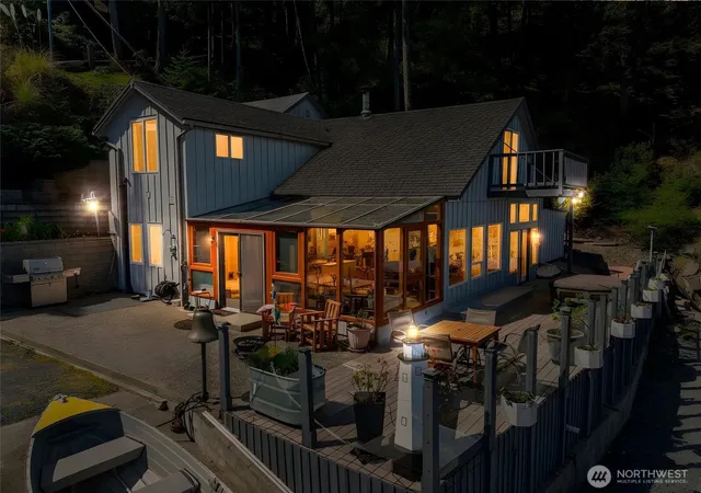 Photo 4 of Single family home for sale at 1442 Seacrest Dr, Lummi Island, WA 98262 | MLS# NWM2563020 | Listing updated on 2026-09-23