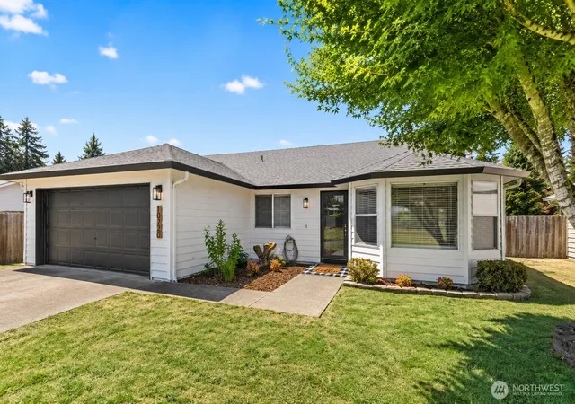 Photo 3 of Single family home for sale at 10220 Nw 24th Avenue, Vancouver, WA 98685 | MLS# NWM2563038 | Listing updated on 2026-09-23