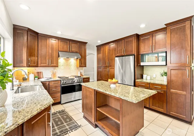 Photo 3 of Single family home for sale at 10210 Ne 154th Street, Bothell, WA 98011 | MLS# NWM2563042 | Listing updated on 2026-10-01