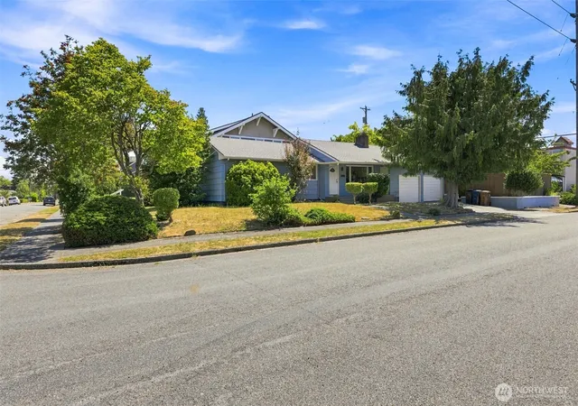 Photo 2 of Sale Pending at 619 N Verde St, Tacoma, WA 98406 | MLS# NWM2563045 | Listing updated on 2026-09-19