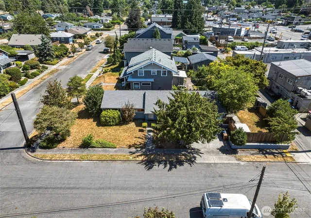 Photo 3 of Sale Pending at 619 N Verde St, Tacoma, WA 98406 | MLS# NWM2563045 | Listing updated on 2026-09-19