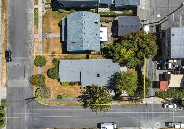 Photo 4 of Sale Pending at 619 N Verde St, Tacoma, WA 98406 | MLS# NWM2563045 | Listing updated on 2026-09-19