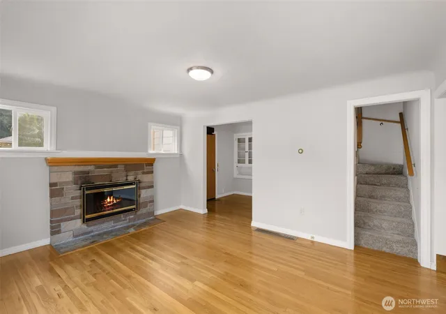 Photo 3 of Single family home for sale at 2501 SW 112th Street, Seattle, WA 98146 | MLS# NWM2563054 | Listing updated on 2026-09-29