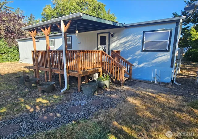 Photo 4 of Manufactured home for sale at 2610 248th Place, Ocean Park, WA 98640 | MLS# NWM2563059 | Listing updated on 2026-09-23