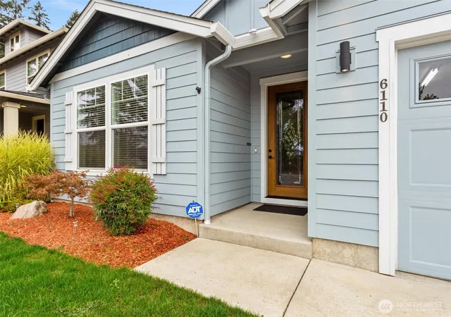 Photo 3 of Single family home for sale at 6110 Ne 134th Street, Vancouver, WA 98686 | MLS# NWM2563073 | Listing updated on 2026-09-23