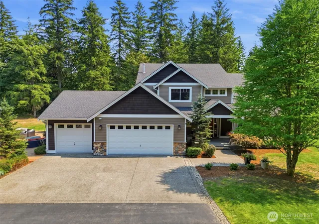 Photo 2 of Single family home for sale at 30828 157th Place Se, Kent, WA 98042 | MLS# NWM2563085 | Listing updated on 2026-10-02