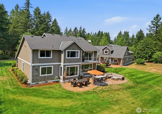 Photo 3 of Single family home for sale at 30828 157th Place Se, Kent, WA 98042 | MLS# NWM2563085 | Listing updated on 2026-10-02