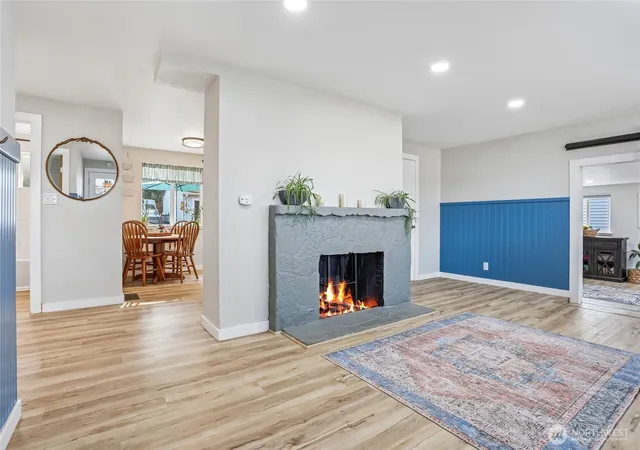 Photo 4 of Single family home for sale at 25332 29th Avenue S, Kent, WA 98032 | MLS# NWM2563102 | Listing updated on 2026-09-23