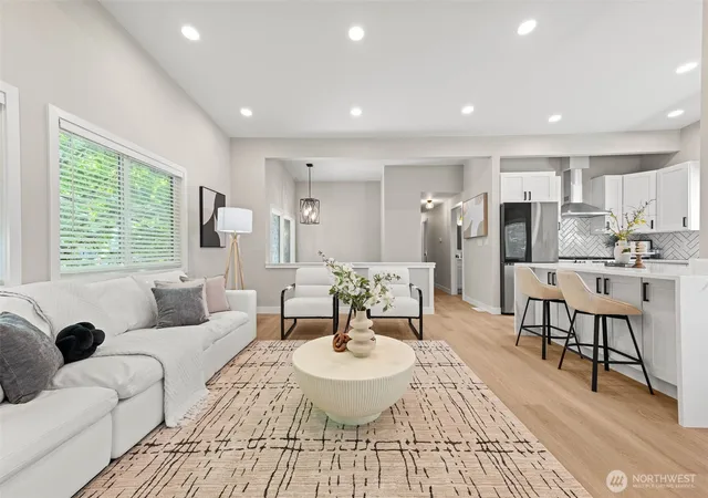 Photo 2 of Single family home for sale at 3602 24th Avenue W, Seattle, WA 98199 | MLS# NWM2563112 | Listing updated on 2026-10-02