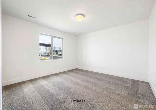 Photo 3 of Single family home for sale at 324 N Montana St, Moses Lake, WA 98837 | MLS# NWM2563156 | Listing updated on 2026-09-28