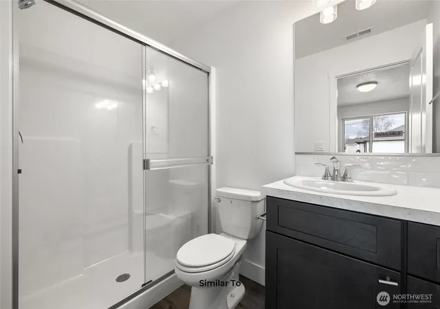 Photo 4 of Single family home for sale at 324 N Montana St, Moses Lake, WA 98837 | MLS# NWM2563156 | Listing updated on 2026-09-28