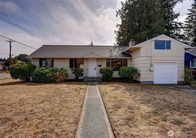 Photo 2 of Single family home for sale at 5002 N 18th Street, Tacoma, WA 98406 | MLS# NWM2563161 | Listing updated on 2026-09-26
