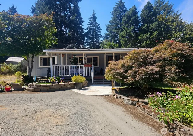 Photo 3 of Sale Pending at 8708 Thuja Ave Se, Yelm, WA 98597 | MLS# NWM2563179 | Listing updated on 2026-08-28