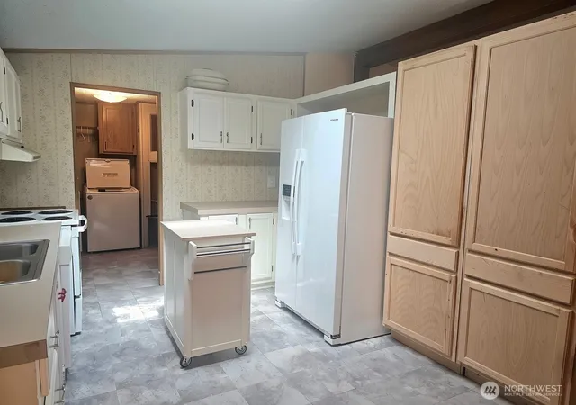 Photo 4 of Sale Pending at 8708 Thuja Ave SE, Yelm, WA 98597 | MLS# NWM2563179 | Listing updated on 2026-08-28